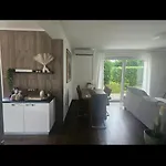House Doris With Pool, Garden And View