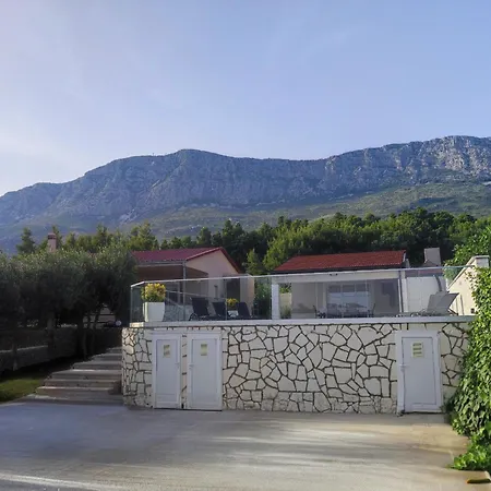 Holiday home House Doris With Pool, Garden And View