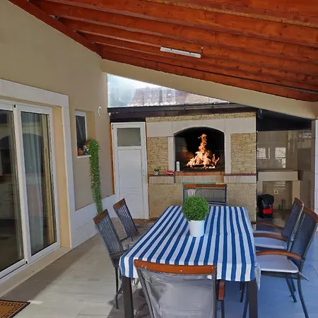 House Doris With Pool, Garden And View Kastela